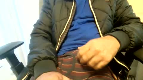 newdelhi 82 online show from April 6, 6:20 pm