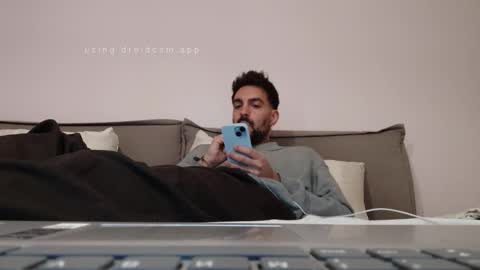 lnnc5 online show from November 18, 2:43 pm