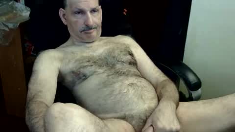 loades182025 online show from May 9, 3:07 am