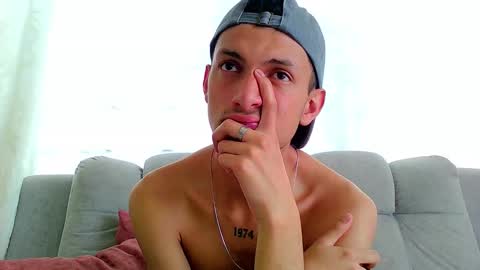 logaan_grey online show from November 12, 2:34 pm