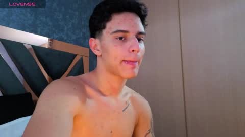 logan madoox online show from September 17, 10:22 pm
