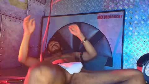 logan_mercer online show from December 3, 5:02 am