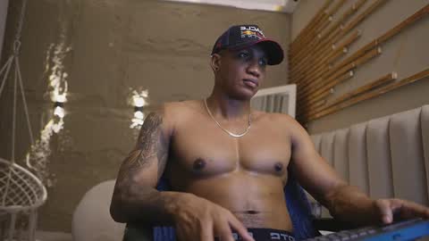 logan_varela online show from April 29, 5:30 pm