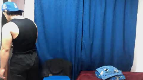 Snapshot of logan_x3 chatting on January 29, 4:26 am Logan online show from January 29, 4:26 am