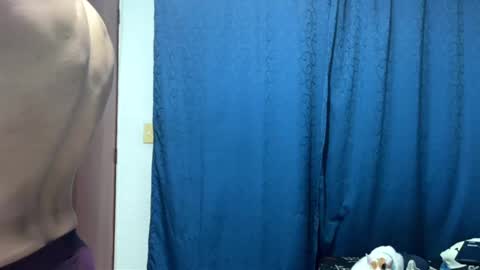 Snapshot of logan_x3 chatting on October 8, 3:55 am Logan online show from October 8, 3:55 am