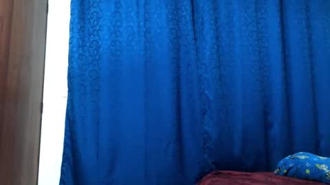 Snapshot of logan_x3 chatting on December 29, 3:33 am Logan online show from December 29, 3:33 am