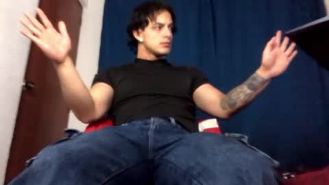 Snapshot of logan_x3 chatting on March 10, 3:56 am Logan online show from March 10, 3:56 am