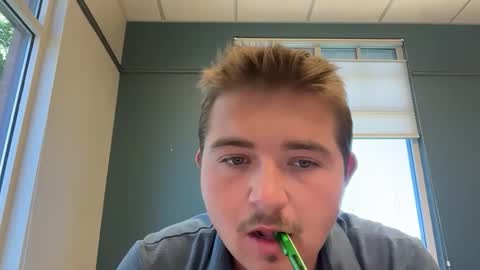 loganbent online show from May 14, 7:01 pm