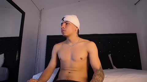 LoganGreys online show from March 15, 10:05 pm