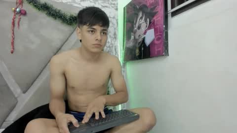 loganjhonson online show from December 18, 3:57 am