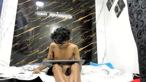 loganjhonson18 online show from June 6, 12:55 pm