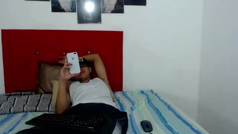 logannthh online show from April 15, 4:12 am