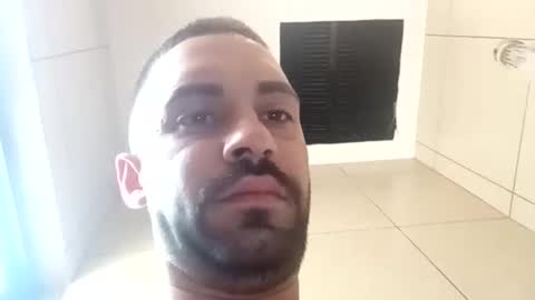 Logans online show from December 8, 3:24 pm