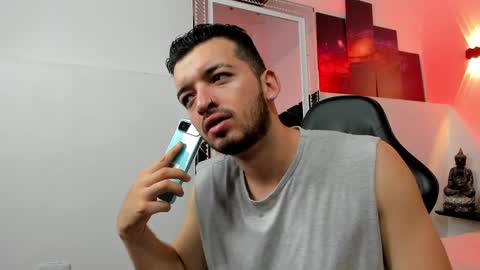 Logan Wolf online show from March 26, 2:48 am