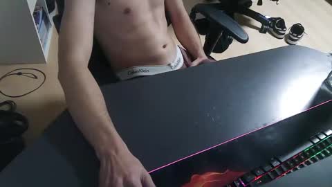 logdong124 online show from December 12, 5:59 pm