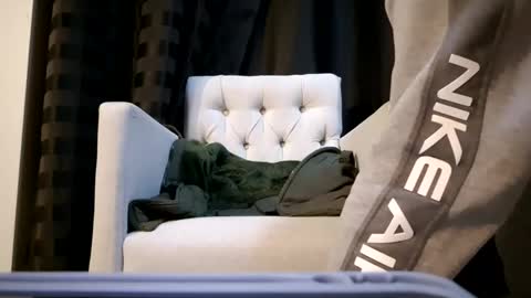  Loirinho Diamante  online show from September 28, 6:22 am