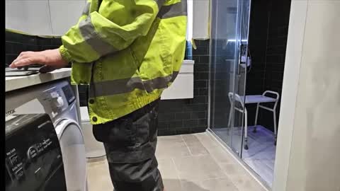 hey you online show from March 25, 11:09 pm