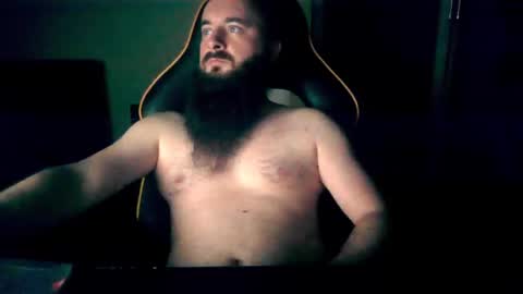 Snapshot of london_man1988 chatting on January 1, 5:22 pm london_man1988 online show from January 1, 5:22 pm