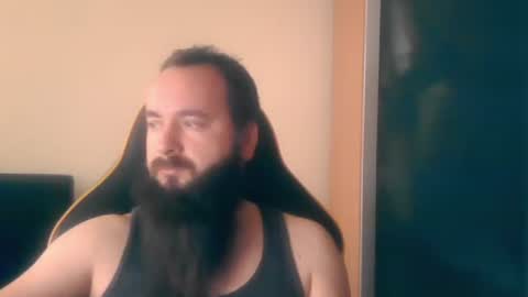 Snapshot of london_man1988 chatting on October 23, 8:07 am london_man1988 online show from October 23, 8:07 am