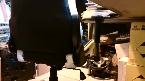 Snapshot of lonelypumabreizh chatting on January 7, 3:44 pm Pumabreizh online show from January 7, 3:44 pm