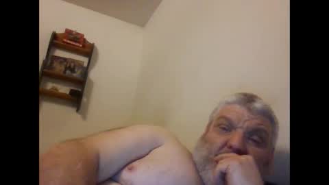 Snapshot of lonelytech72 chatting on January 25, 5:51 am lonelytech72 online show from January 25, 5:51 am