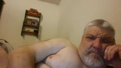 Snapshot of lonelytech72 chatting on March 9, 6:17 am lonelytech72 online show from March 9, 6:17 am