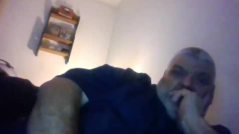 Snapshot of lonelytech72 chatting on December 31, 2:51 am lonelytech72 online show from December 31, 2:51 am