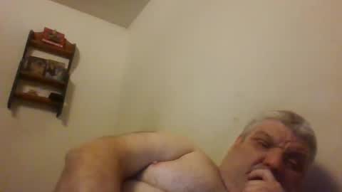 Snapshot of lonelytech72 chatting on February 1, 7:26 am lonelytech72 online show from February 1, 7:26 am