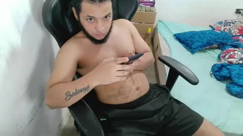 Marvin Santiago online show from May 17, 9:44 pm