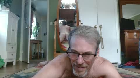 Snapshot of longbowrider555 chatting on October 16, 1:30 pm Jeff online show from October 16, 1:30 pm