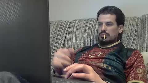 Alejandro Rulitos Twitter longnight55 Intagram 5longnight5 online show from February 26, 8:09 pm