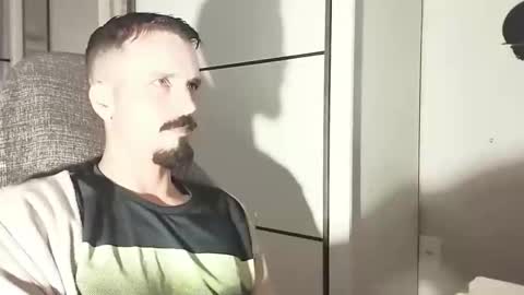 Lucas online show from March 26, 11:58 am