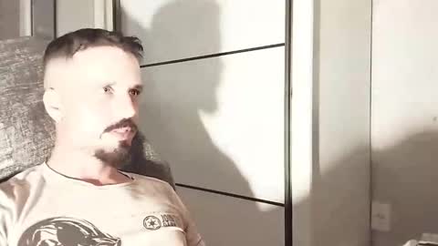 Lucas online show from March 17, 6:32 pm