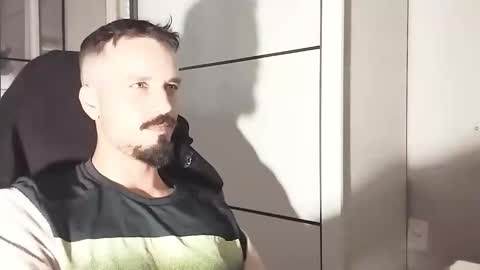 Lucas online show from March 19, 12:52 pm