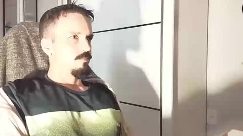 Lucas online show from April 9, 12:11 pm