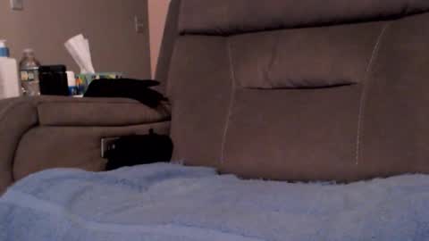 looking469 online show from March 10, 9:04 am