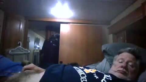 lookingagain181 online show from October 22, 3:21 am