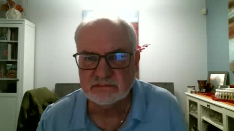 loop102 online show from April 17, 1:41 am