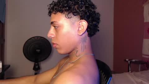 lord_dainn online show from May 11, 2:35 am
