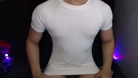 Macky online show from April 26, 1:36 am