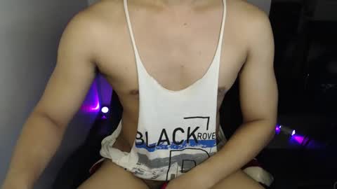 Macky online show from June 11, 1:27 am