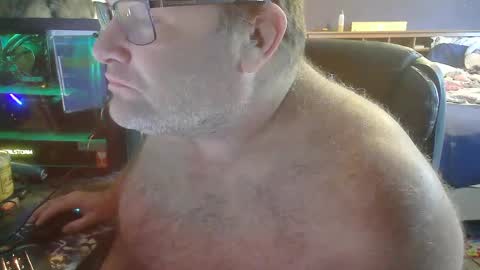 Snapshot of lordimaran chatting on October 10, 12:43 pm lordimarans room online show from October 10, 12:43 pm