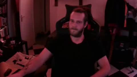 Lorigon online show from December 2, 7:00 am