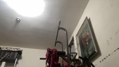 losecontrolfreak online show from May 26, 5:58 am