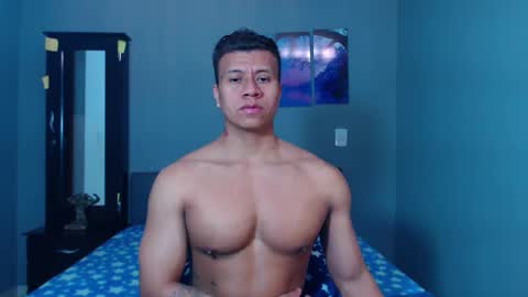 Snapshot of lothbrok_strong chatting on December 4, 8:51 pm lothbrok online show from December 4, 8:51 pm