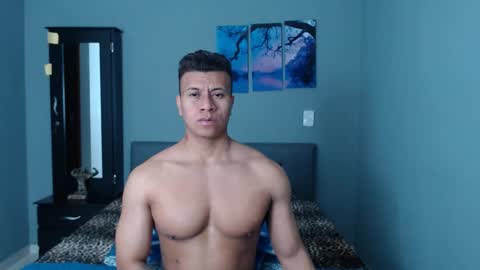 Snapshot of lothbrok_strong chatting on February 23, 9:47 pm lothbrok online show from February 23, 9:47 pm