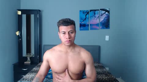 Snapshot of lothbrok_strong chatting on October 27, 10:01 pm lothbrok online show from October 27, 10:01 pm