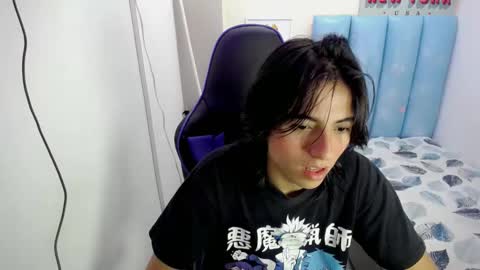 Snapshot of louis_baltazar chatting on September 19, 4:07 pm louis_baltazar online show from September 19, 4:07 pm