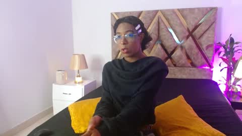 Snapshot of louis_hardstar chatting on December 11, 7:32 pm Louis Valdz online show from December 11, 7:32 pm