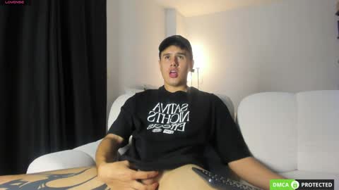 LOUIS SAE online show from April 1, 12:45 am